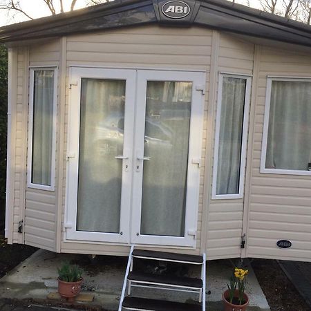 Hastings Holiday Home At Fairlight Lodge Beauport Holiday Park St Leonards-on-Sea Екстериор снимка