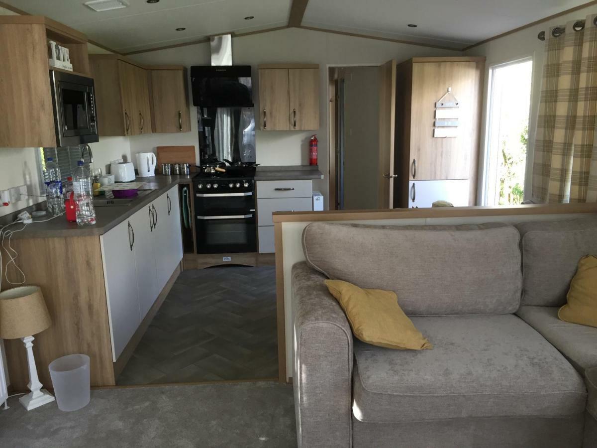 Hastings Holiday Home At Fairlight Lodge Beauport Holiday Park St Leonards-on-Sea Екстериор снимка